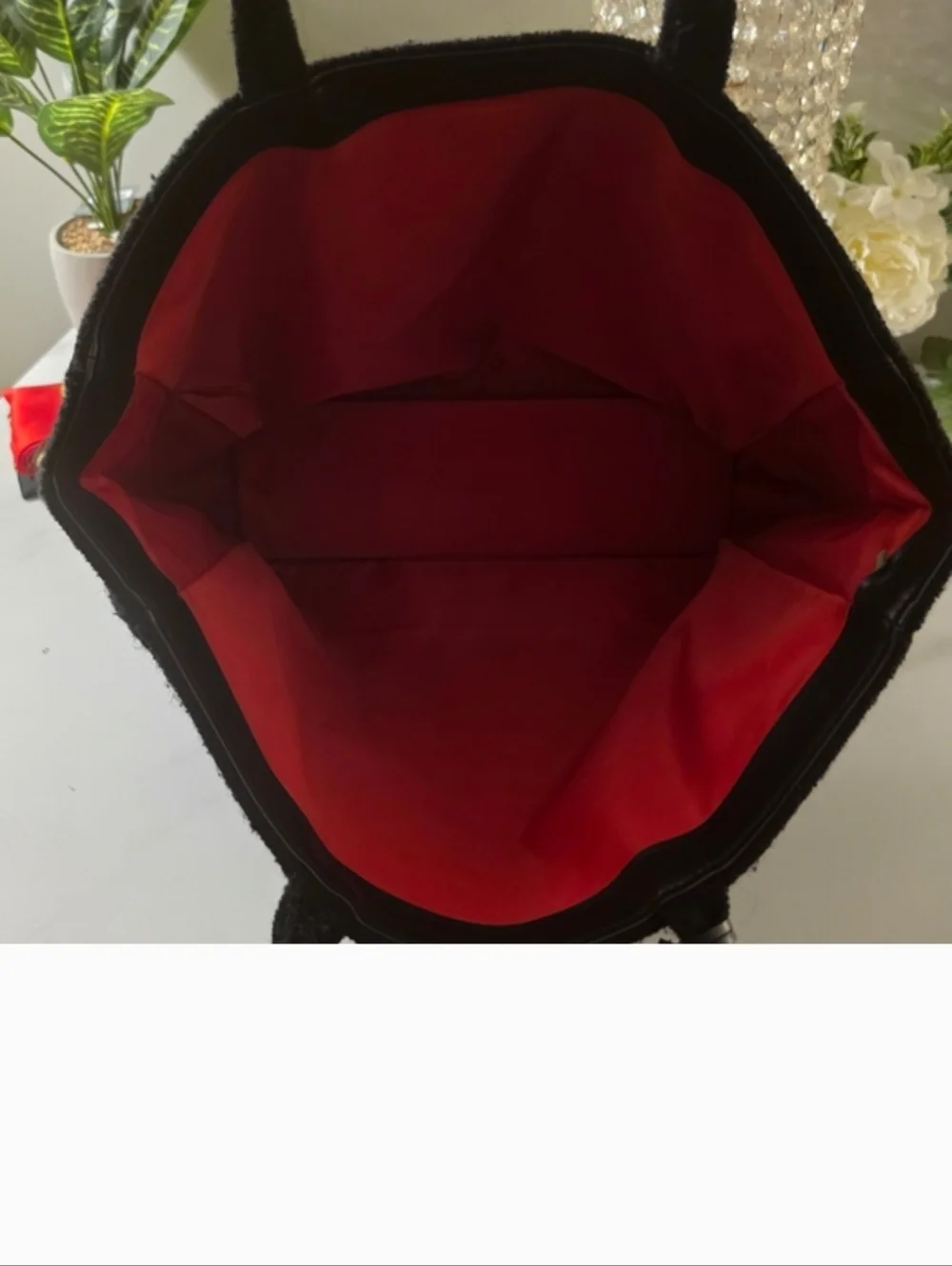 Givenchy - Picture 3 of 5